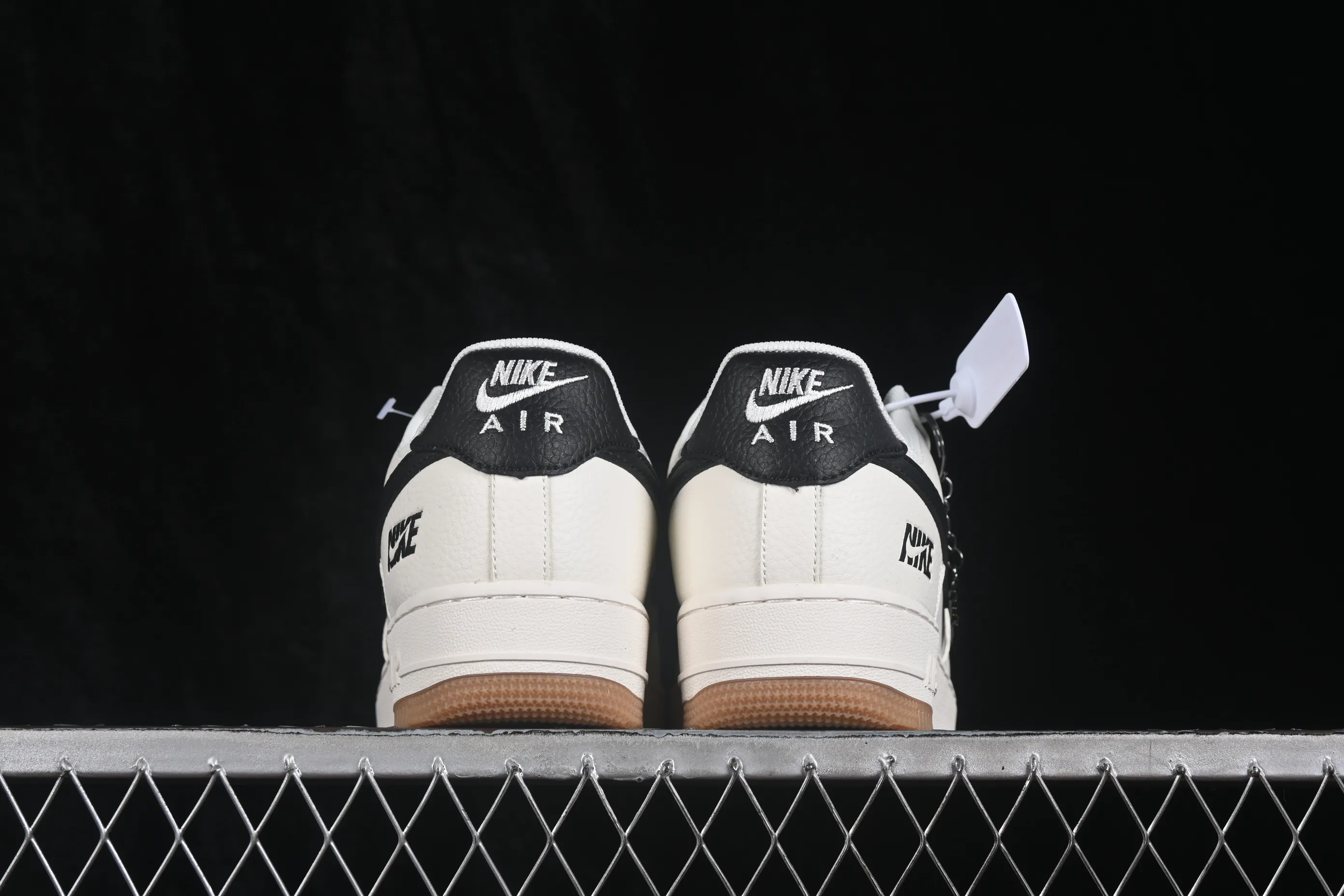 All categories Nk Air Force 1 Air Force series Nk Air Force 1 Low Air Force low-top Nike Air Force 1'07 Low joint model Air Force 1 low-top casual sneakers DN9688-121